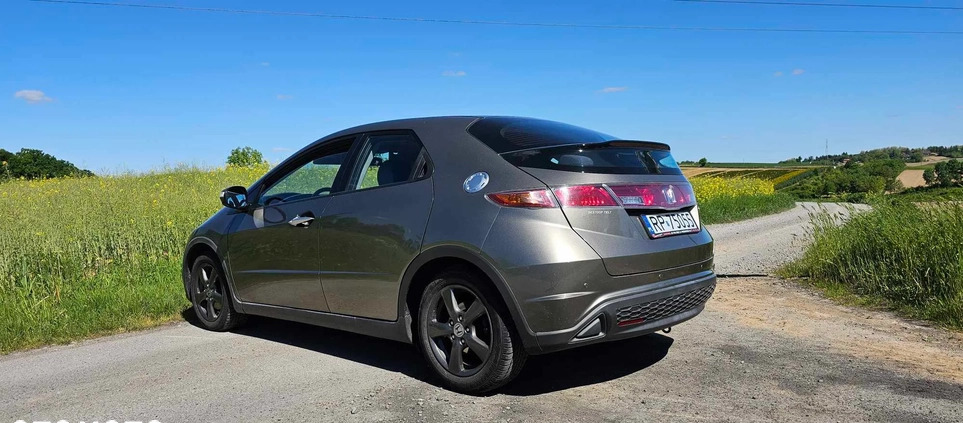 Honda Civic cena 18500 przebieg: 221000, rok produkcji 2007 z Pieszyce małe 29